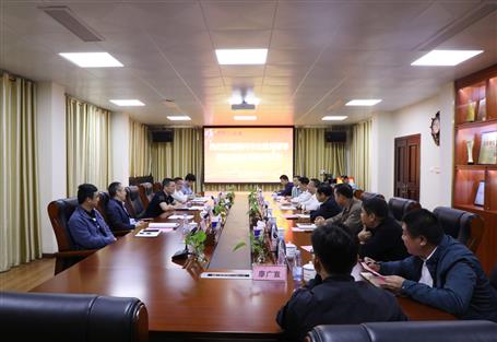 柳州市住建局領(lǐng)導到公司指導工作