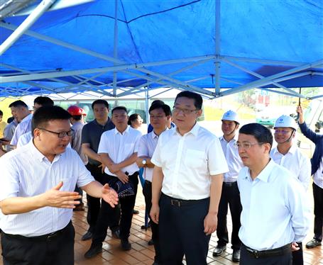 柳州市委書記吳煒、市長張壯到公司項目調(diào)研指導(dǎo)