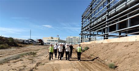 綠地大基建集團(tuán)到冶建公司內(nèi)蒙古項目調(diào)研
